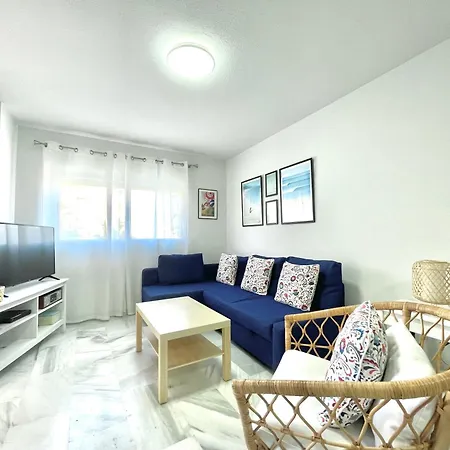 Lafrenchtouch - Amplio Apto Con Piscina Y Parking Appartement Torremolinos